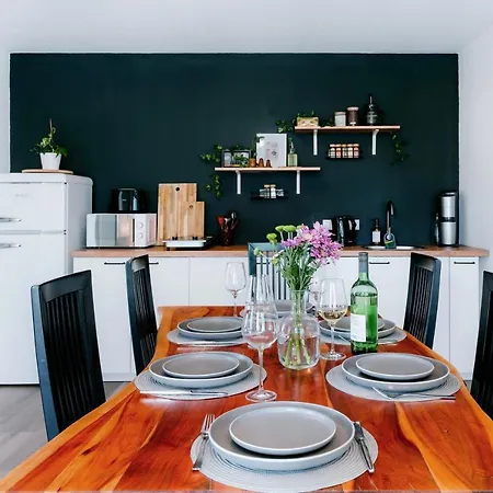 Gruene Wohnoase - Stilvoll - Balkonidylle - Zentrum Apartamento