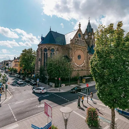 Gruene Wohnoase - Stilvoll - Balkonidylle - Zentrum アパート ノイヴィート