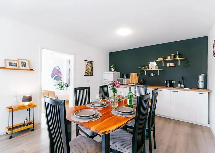 アパート Gruene Wohnoase - Stilvoll - Balkonidylle - Zentrum